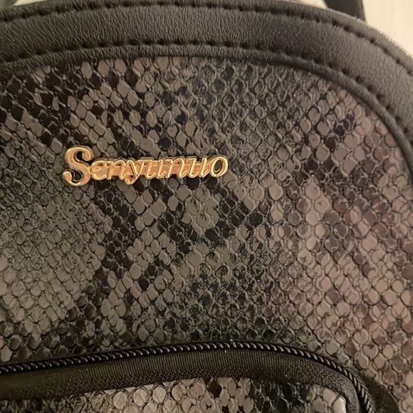 Small backpack - Picture 7 of 7